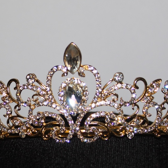 Tiara Gold with Crystal Stone